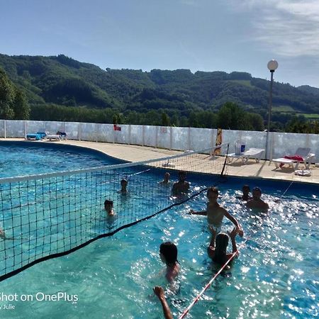 Saint Geniez D'Olt Jolie T2 Amenagee Et Equipee Village Goelia 2 Piscines Chauffees Exteriér fotografie
